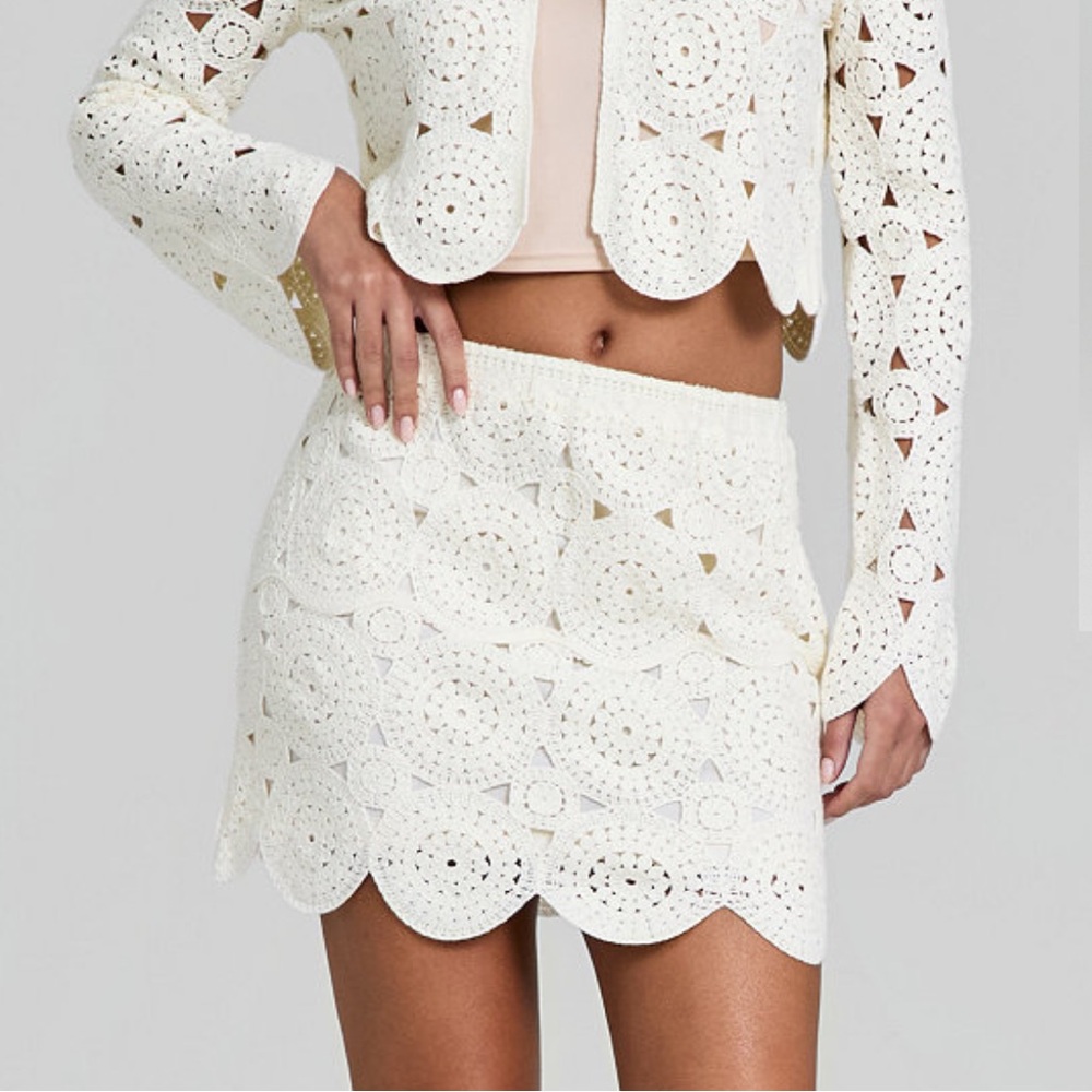 And Now This Women's Crochet Scallop-Trim Mini Skirt